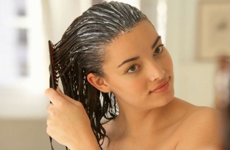 Нанесение шампунь-маски