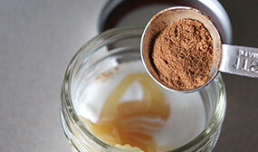 Маска для волос с медом и корицей