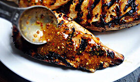 Куриное филе в медово-горчичном соусе