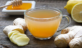 Имбирный чай с лимоном и мёдом