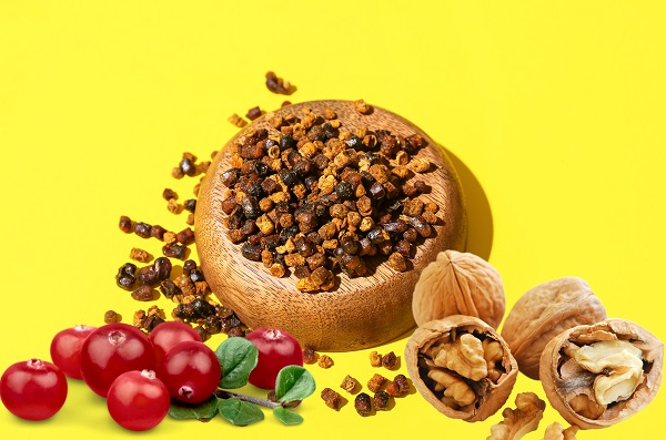 Перга с орехами и клюквой